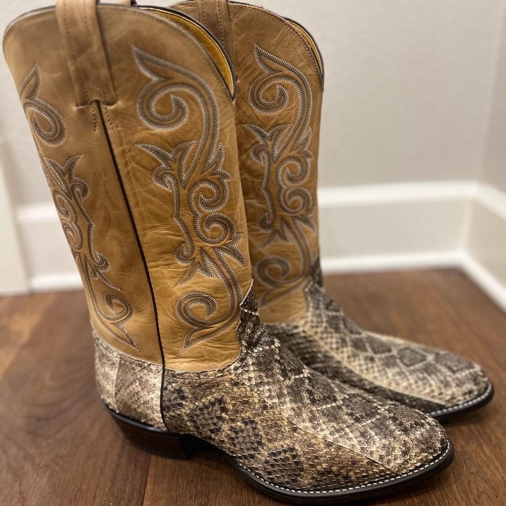 Nocona Rattlesnake Men’s Cowboy Boots